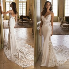 Charming Spaghetti Straps Wedding Dresses Lace Appliques Sleeveless Bridal Gowns