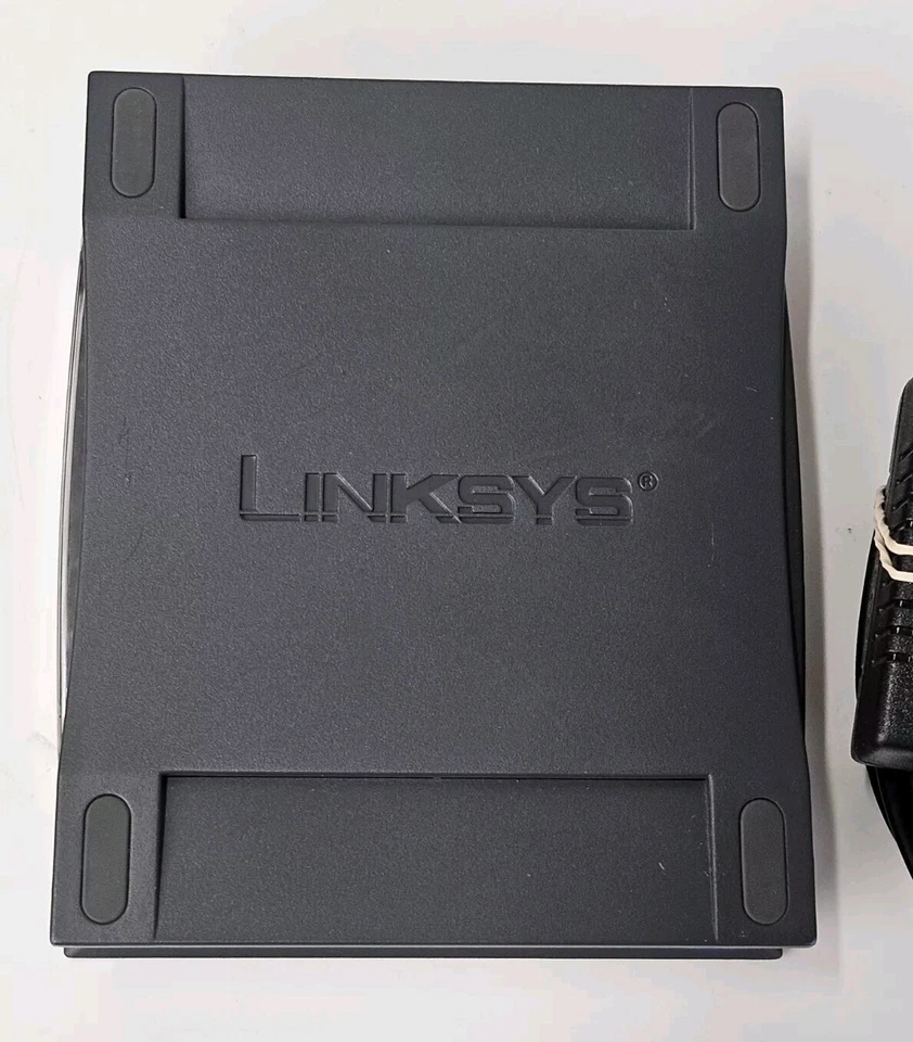 Linksys WET54G 2.4GHz 802.11g Wireless G Ethernet BRIDGE 54 Mbps Antenna Missing - Image 2 of 3