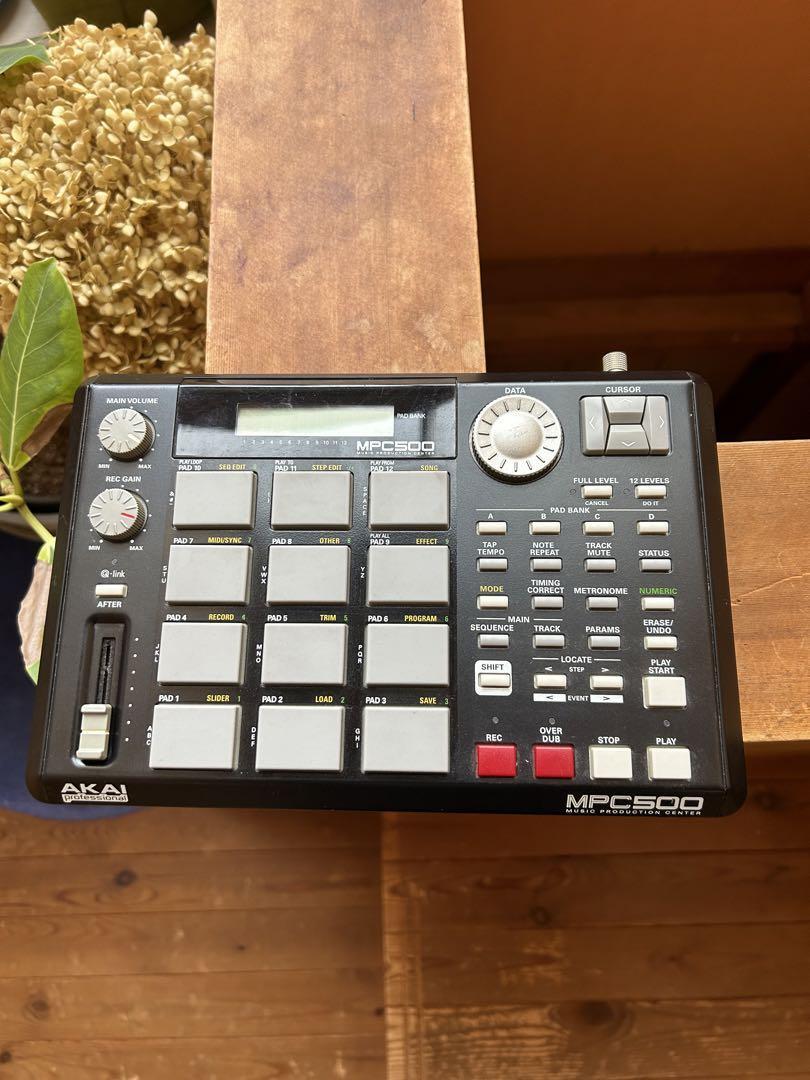 AKAI professional MPC500 サンプラー サンプリングマシン 音響