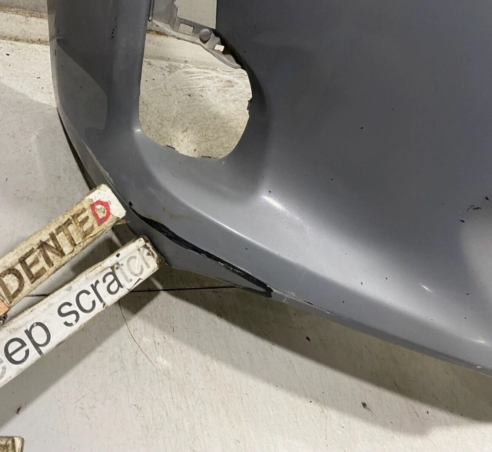 Cubierta de parachoques delantero Scion TC 2014-2016 OEM 52110-21330/340 ORIGINAL Foto 2 de 4