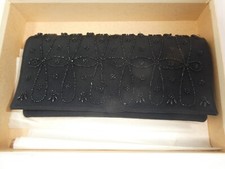 VINTAGE NEW MAGID BLACK WOMEN'S CLUTCH HAND BEADED IN U.S.A. W/MIRROR