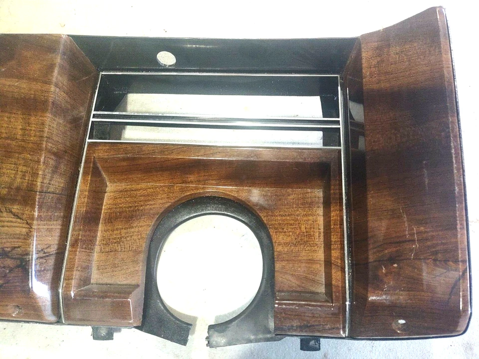 1977-1989 CADILLAC DEVILLE FLEETWOOD CLUSTER BEZEL LIGHT WOODGRAIN LOC-116 - Image 2 of 4