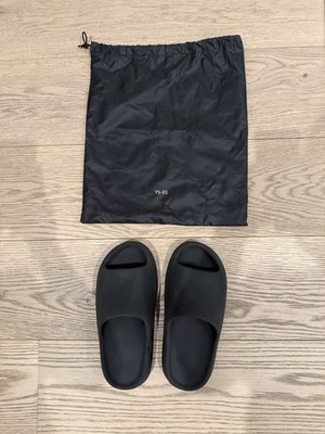 Yeezy YS-01 US Size 8 Mens SAME OR NEXT DAY SHIPPING Black Slides 