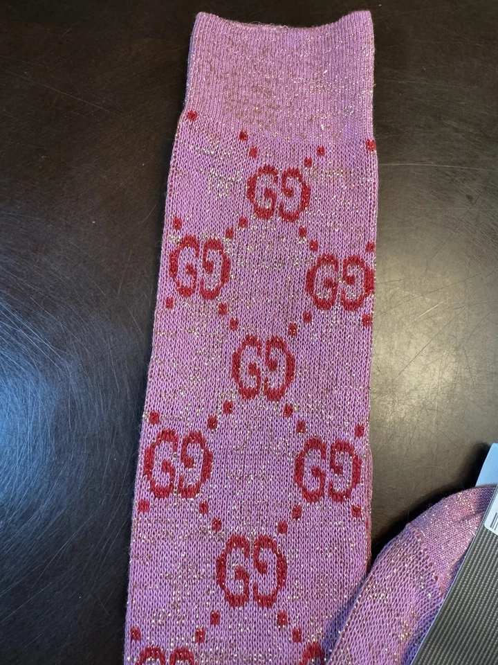 Nuevos Auténticos Calcetines Gucci GG Supreme Logo Brillante Rosa Talla L Mujer’s/M Hombre’s Foto 4 de 4