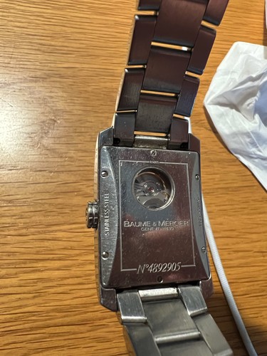 Baume & Mercier - 8819 Hampton Classic XL Automatic Stainless steel - Picture 6 of 8