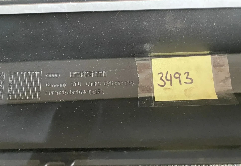 Original VW Schwellerleiste Audi vorne links A3 Limousine 8V 8V5853859 - Bild 4 von 4