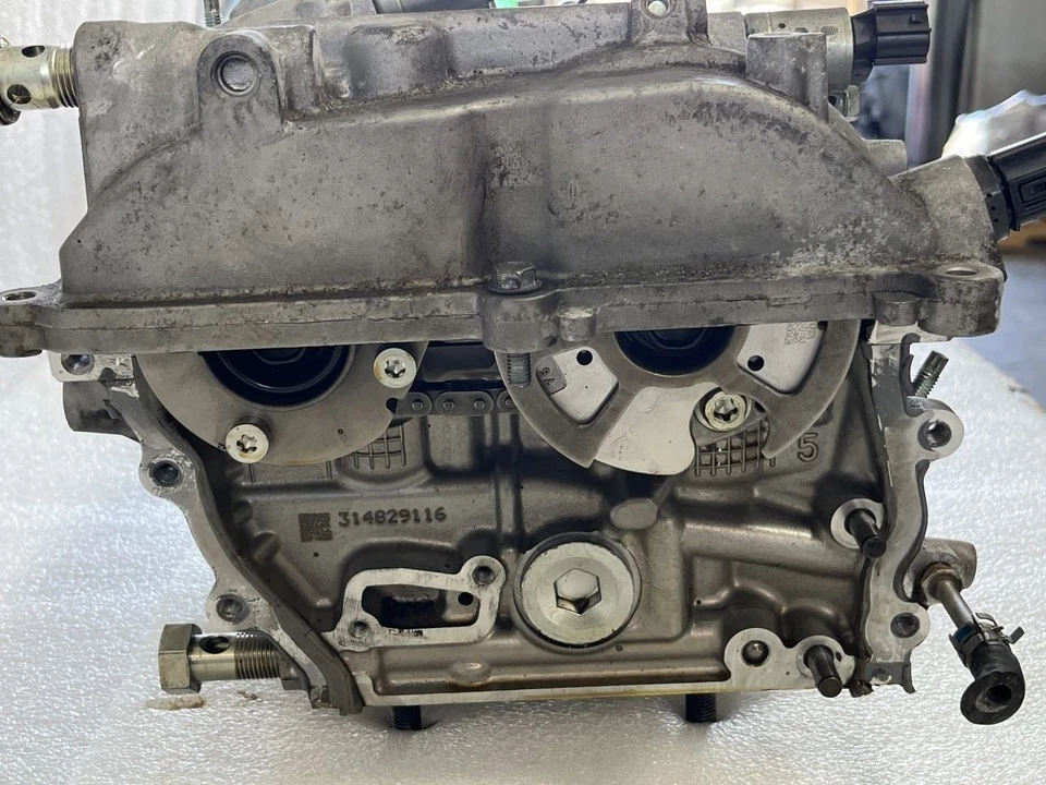 2014 LEXUS GS350 ENGINE CYLINDER HEAD ASSEMBLY RIGHT PASSENGER SIDE - Image 4 of 4