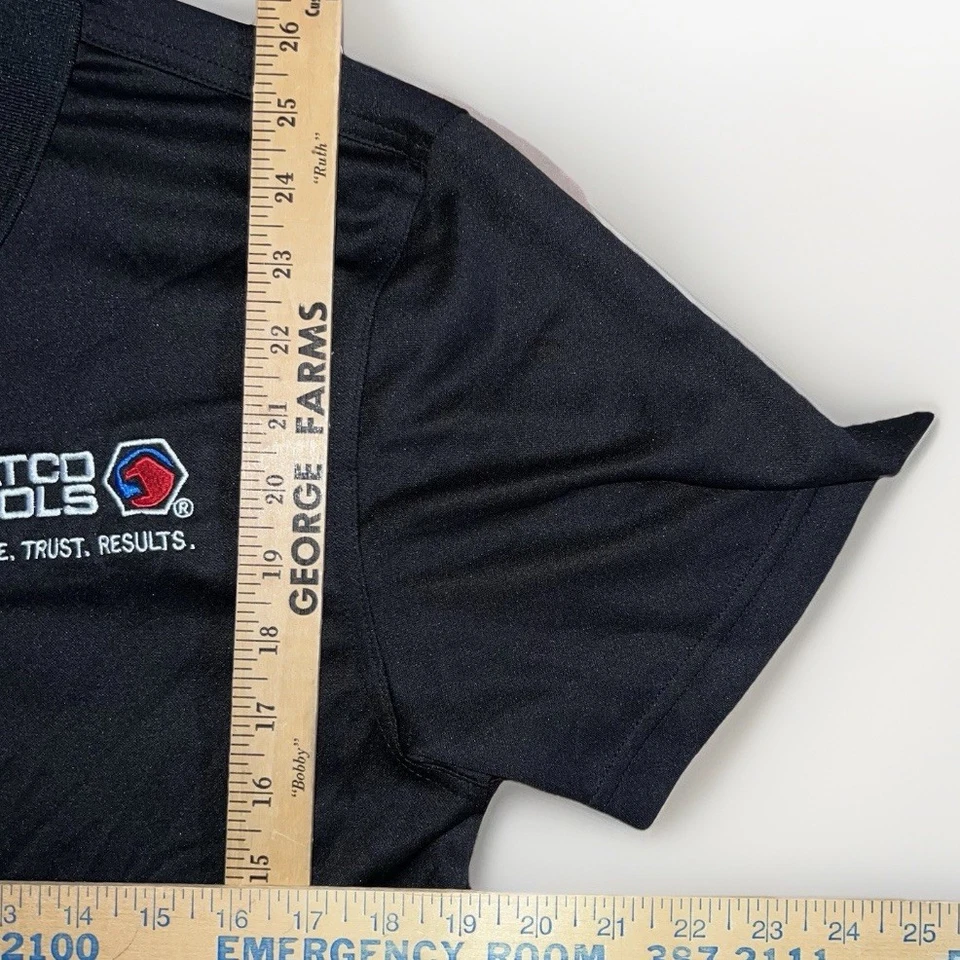 MATCO Herramientas "Servicio. Confianza. Respeto." Polo de golf negro para hombre Foto 4 de 4