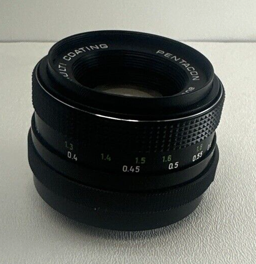 Pentacon Auto 50 mm f/1.8 Multi Coating Lens Hanimex 49mm Skylight