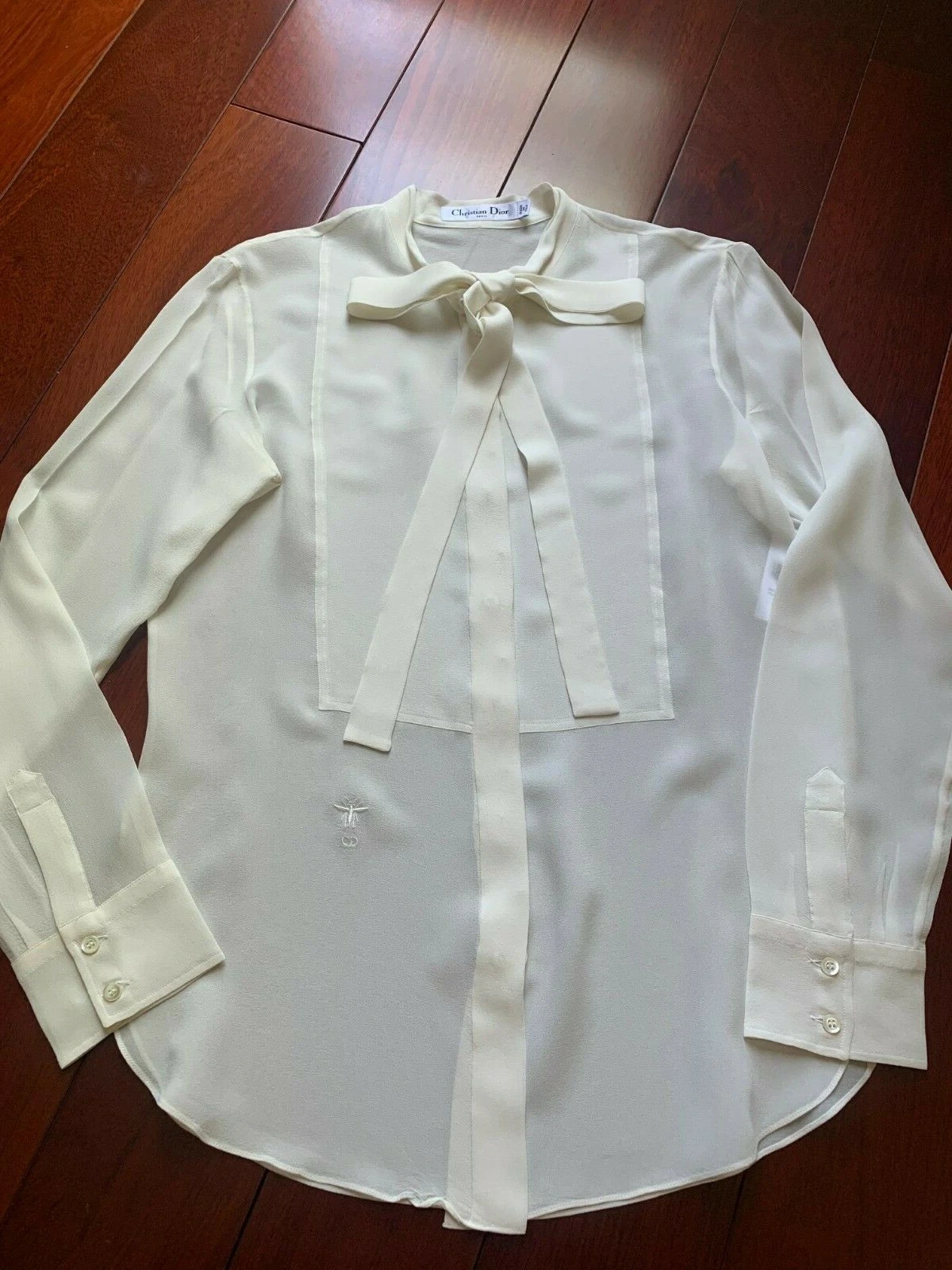 Dior — CHRISTIAN DIOR silk long sleeve button down blouse with bow Size 36