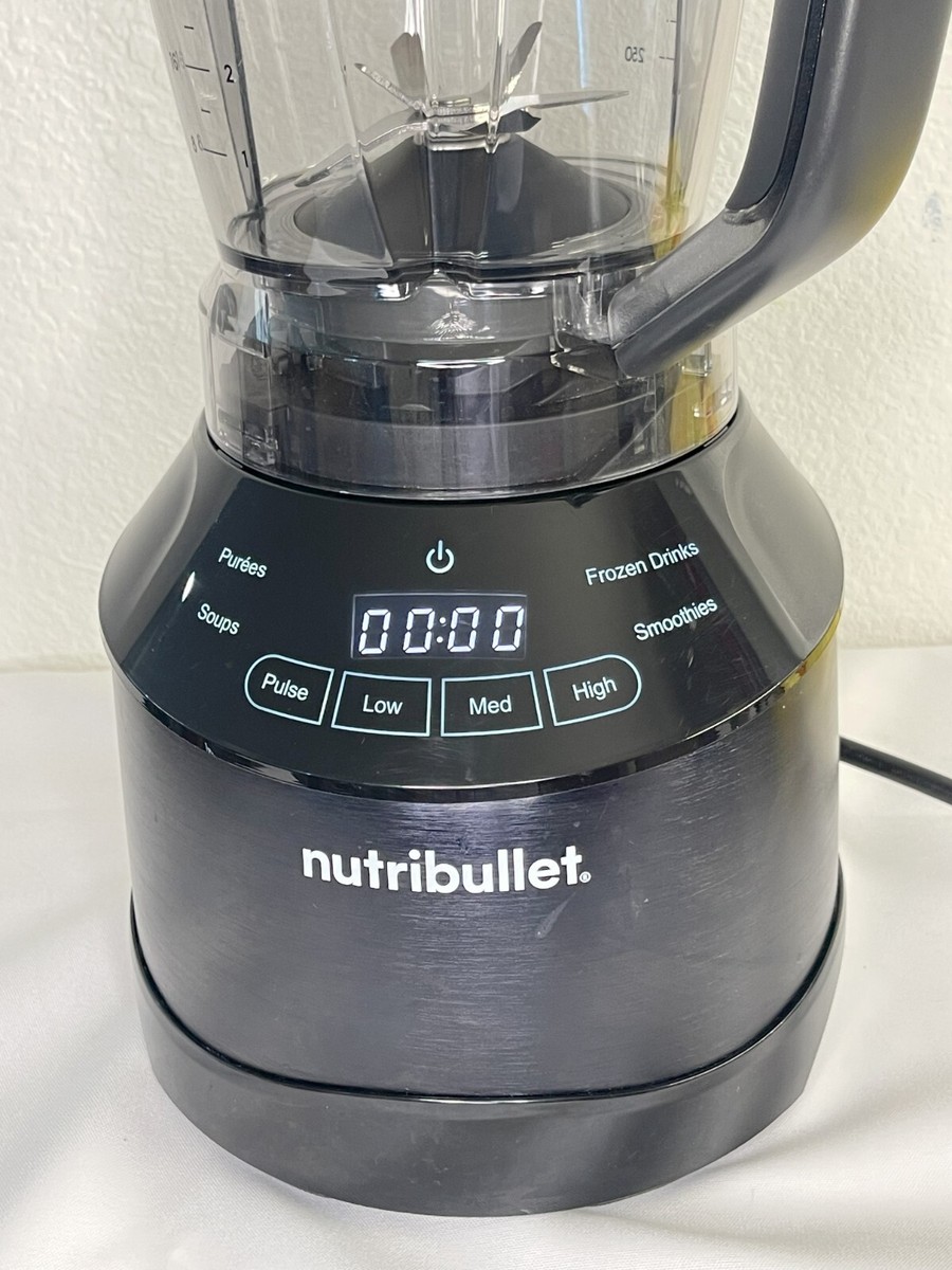 NutriBullet Select 32 Oz Pitcher With Vented Lid & Tamper, Clear/Black - View #8