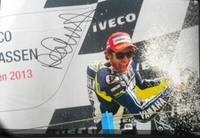 VALENTINO ROSSI SIGNED PHOTO + PHOTO PROOF Grazie Vale 2021