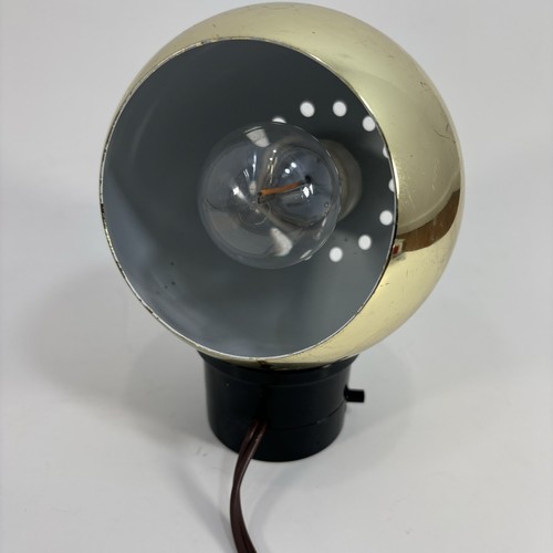 Vintage MCM Gold Ball Lamp Orb Eyeball Magnet Desk Light - Denmark - Løvschall - Picture 2 of 14