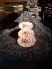 YOLIFE Red Rose 3 Tiered Cupcake Stand Dessert Stand