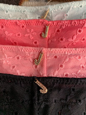 4 Pair Nylon Panties Floral Lace Bikini Size 6 Medium Silky Soft Comfy