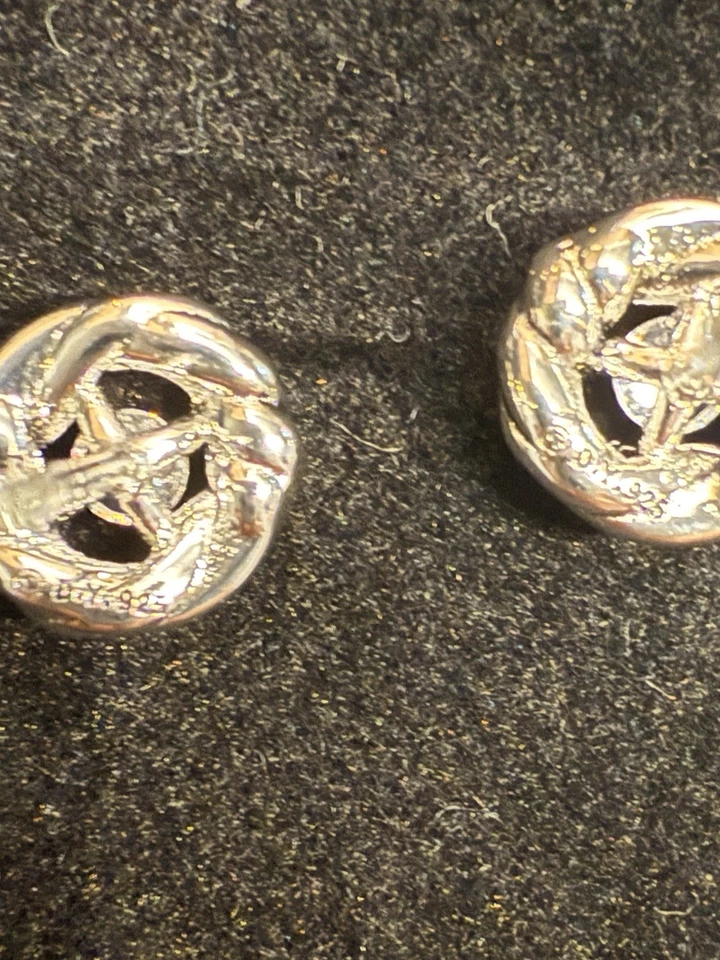 Aretes infinitos de diamantes de plata de ley 925 David Yurman Foto 4 de 4