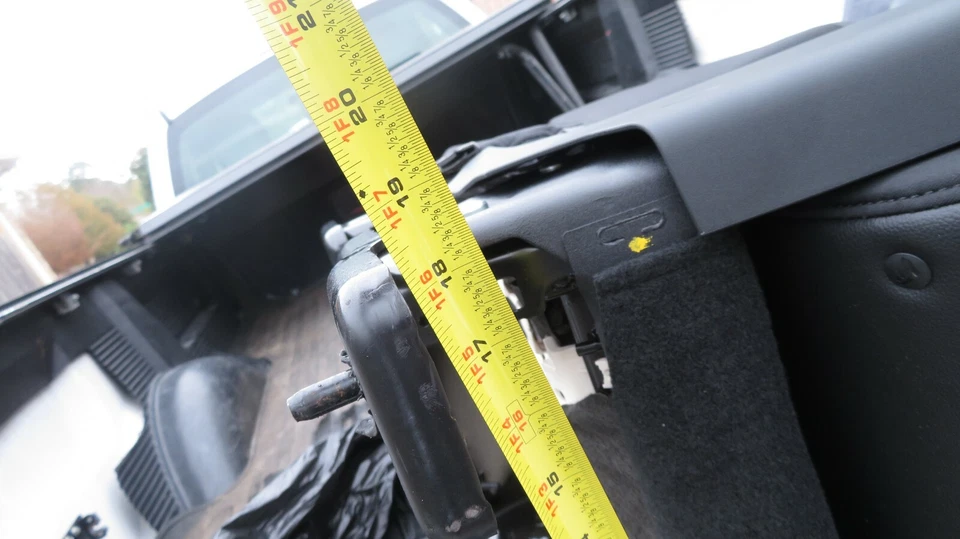 2020 Ford Explorer Police Interceptor Utility Black 2nd Row Rear Seats 3 PC Set - Image 4 of 4