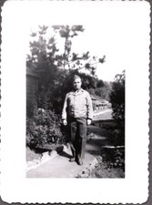 VINTAGE PHOTOGRAPH 1944 WW11 ARMY SOLDIERS OFFICERS CAMP TRUCKS FASHION PHOTO