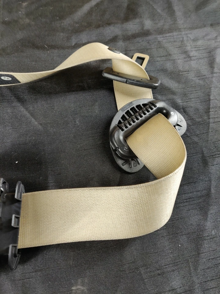 PASSENGER RIGHT SIDE FRONT SAFETY SEATBELT SEAT BELT OEM BMW E60 CREAM BEIGE TAN - Image 4 of 4