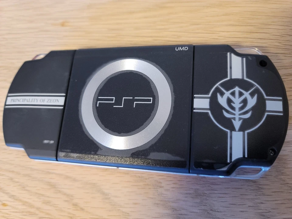 PSP-2000 Gundam Gihren Yabou Axis Neo Zeon Region Sony - Image 4 of 4