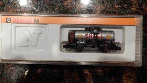 Arnold N Scale Shell Train Car with Box