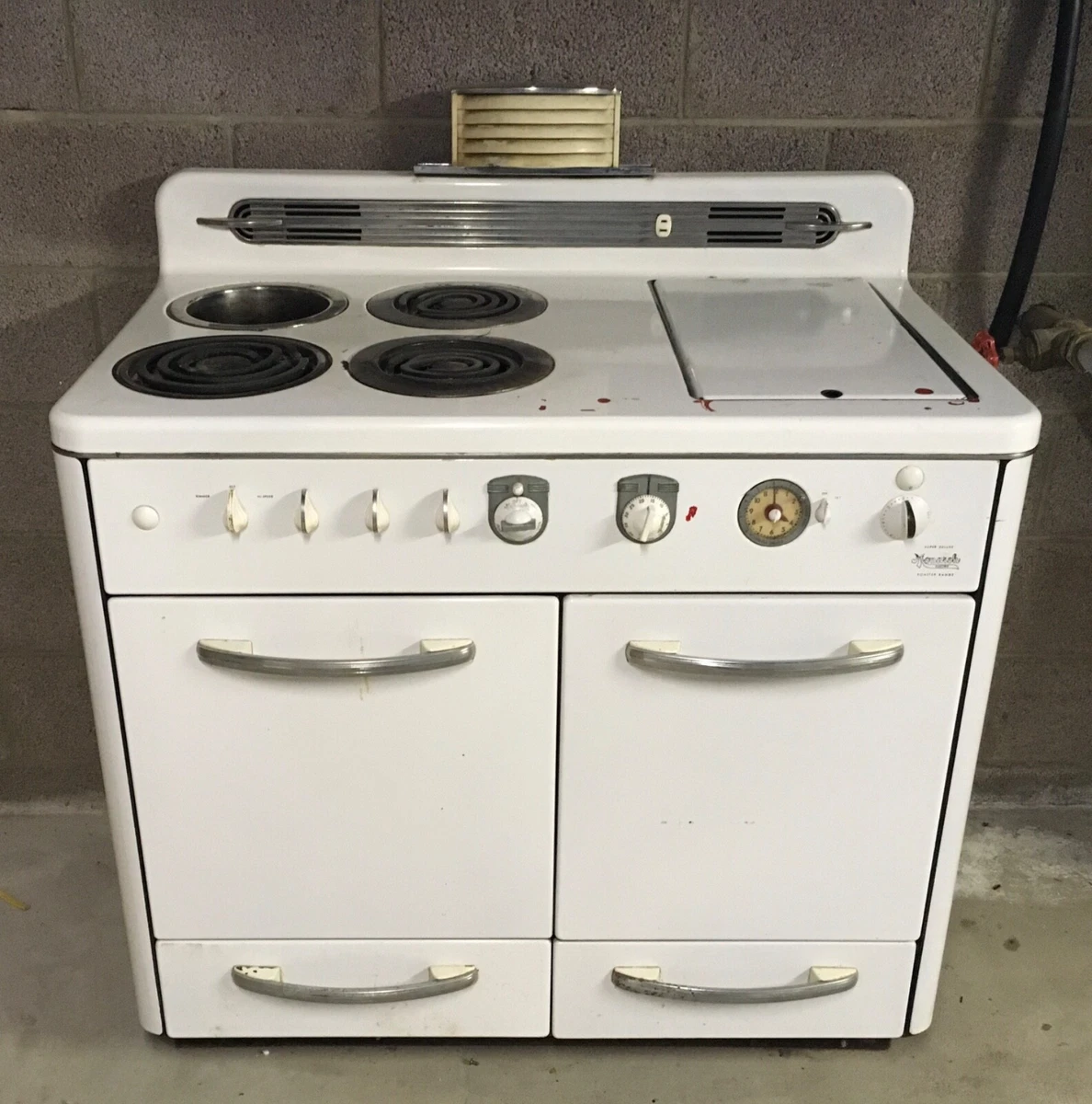 1940s Vintage Monarch Electric Oven Range