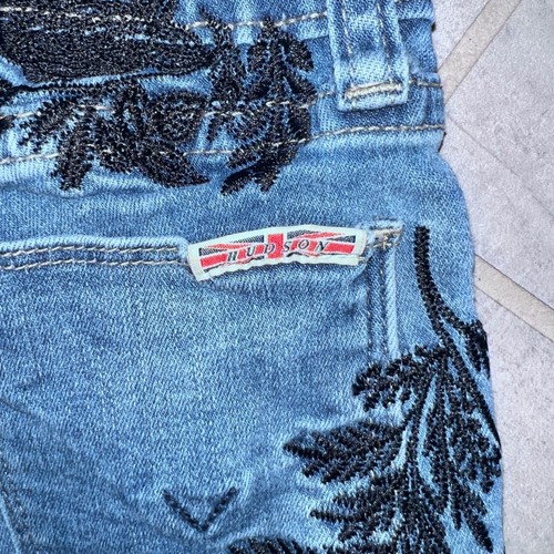 HUDSON Girls Embroidered Frayed Raw Hem Medium Wash Denim Shorts ~ Size 10 - Picture 7 of 7