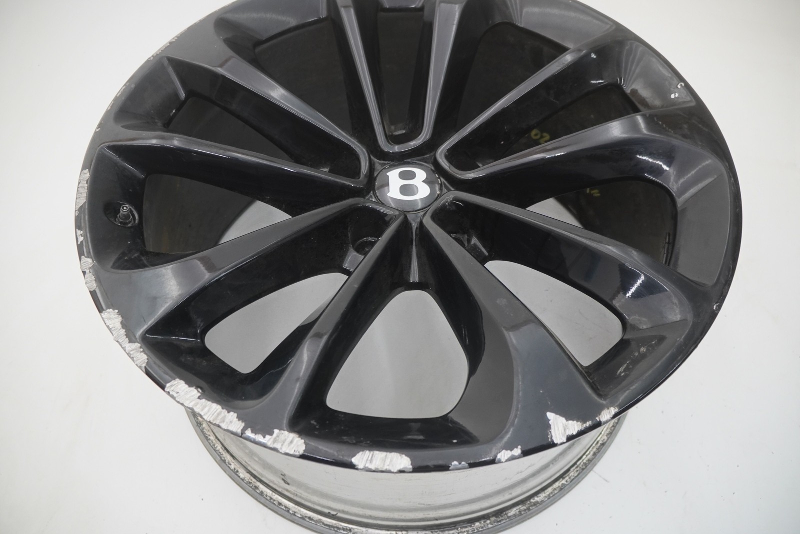Bentley Bentayga 2017 Wheel P/N 36A601025