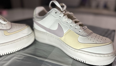 Nike Air Force 1 Low Top White Cream Light Purple Leather Sneakers Womens