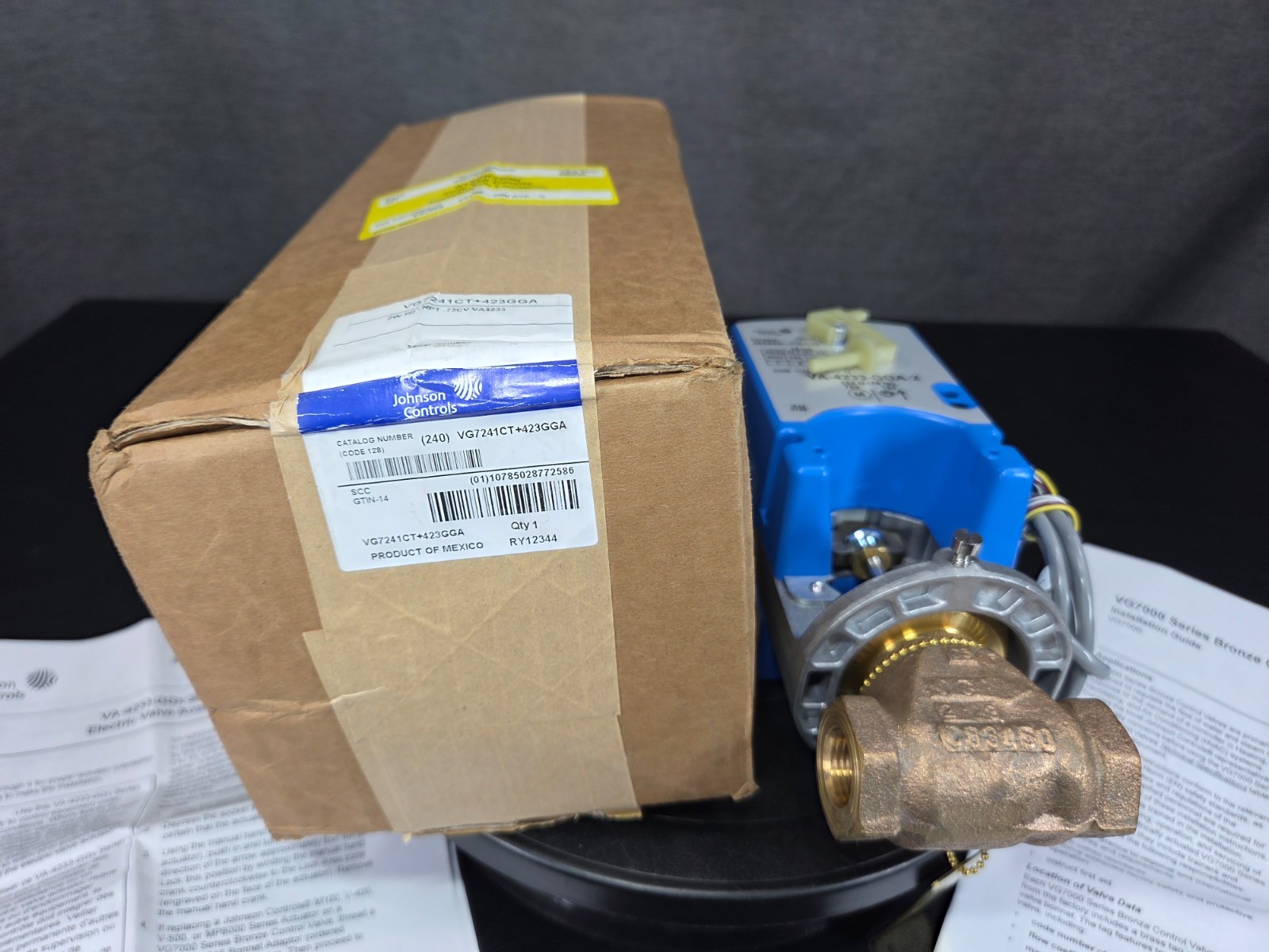 JOHNSON CONTROLS VA-4233-GGA-2 / VA4233GGA2 (NEW IN BOX) FAST SHIP!💨✅