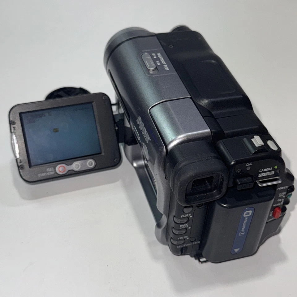 Sony Handycam DCR-TRV280 Digital 8 Hi8 8mm Camcorder Parts/Repair Cassette Error - Image 3 of 4