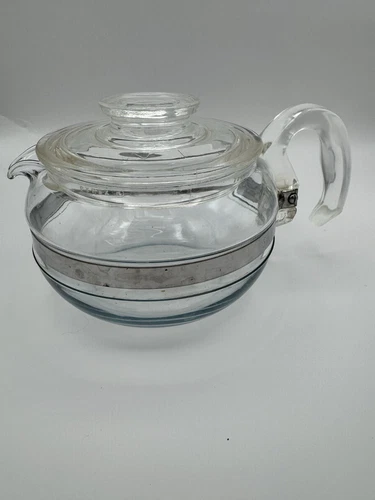 Pyrex "Flameware" 6 Cup Teapot & Lid 8336 / 8446 / 7756 - Good Condition