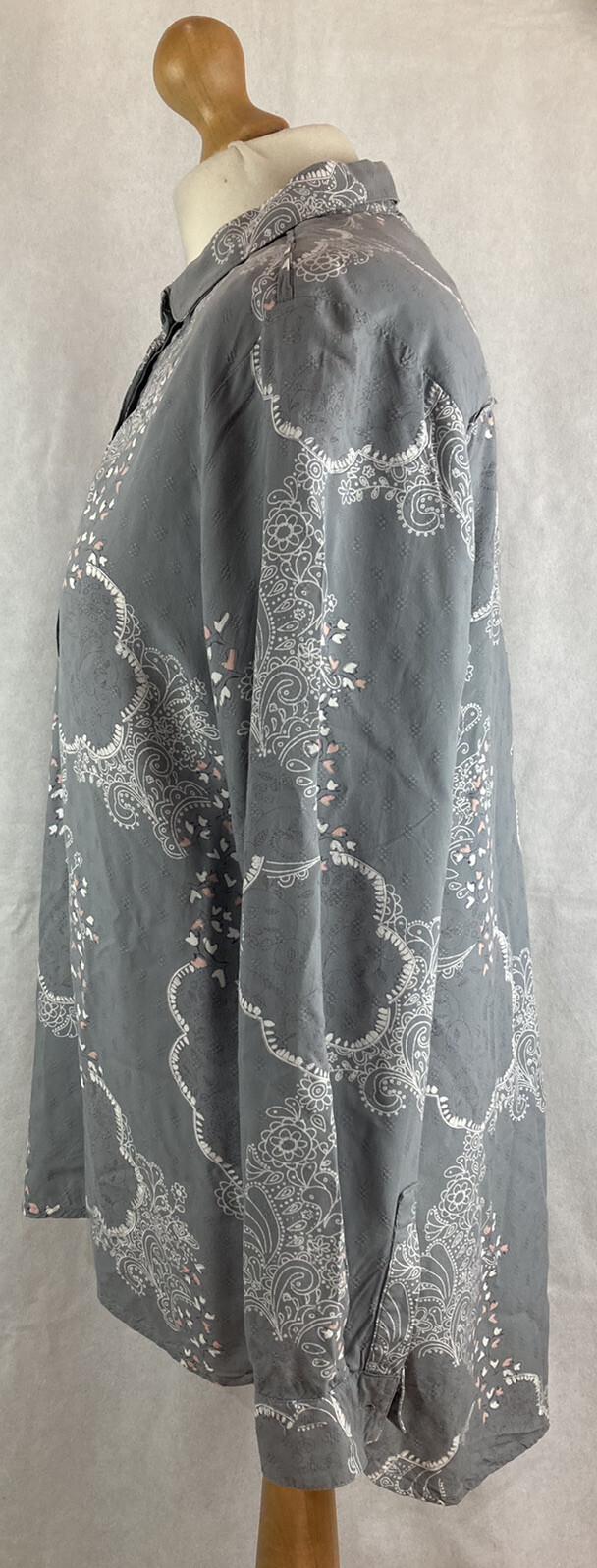 White Stuff Women’s Grey Patterned Button Neck Lo… - image 5