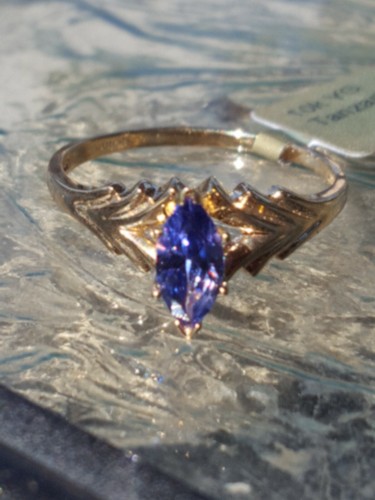 Tanzanite Labcreated Marquise Cut Ring 10kt Solid Yellow Gold - Picture 3 of 12