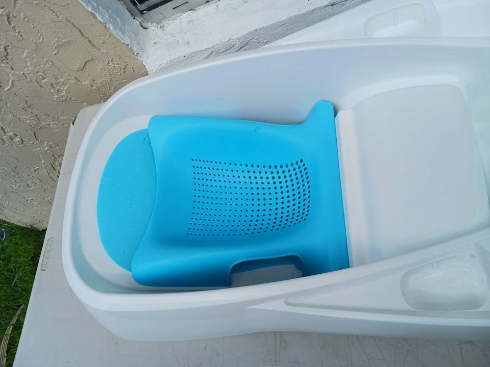 Bañera de bebé Clearwater 4moms con termómetro digital Foto 3 de 4