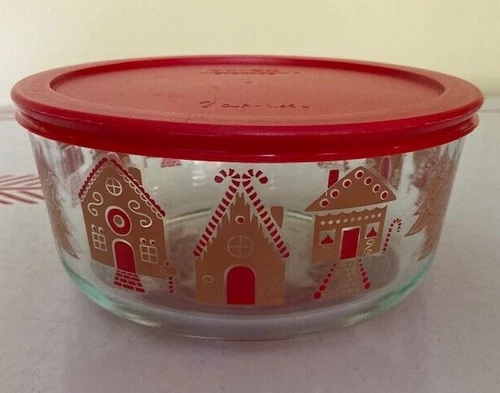 Pyrex 7 Cup Storage Bowl Gingerbread Village Houses Trees 7203 With Lid