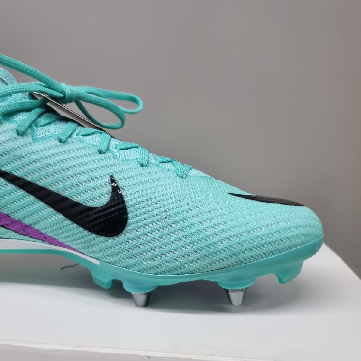NIKE AIR ZOOM MERCURIAL SUPERFLY IX ELITE SG-PRO FOOTBALL BOOTS