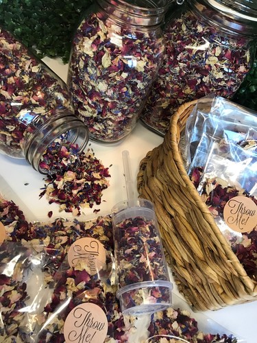 Natural Biodegradable Wedding Confetti Red Rose Mix Petals, Dried Vintage Flower - Picture 6 of 6