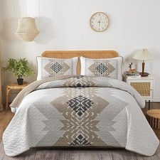 Boho Quilt Set Queen,3 Pieces Aztec Texture Quilt with 2 Queen 90   96  Brown