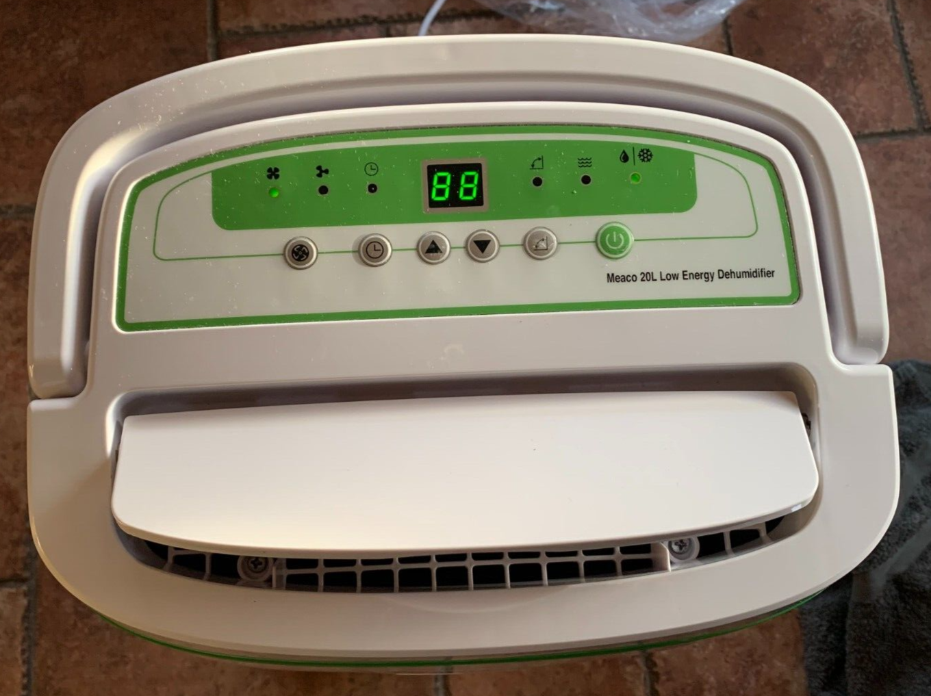 Meaco 20L Low Energy Platinum Tower Dehumidifier Used but read the