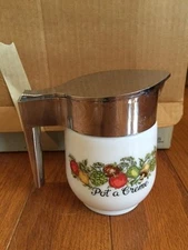 PYREX GEMCO SPICE OF LIFE CREAMER PITCHER SYRUP