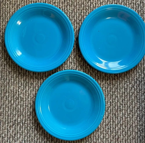 LOT OF 3 FIESTAWARE PEACOCK BLUE DINNER PLATES (10.5 INCHES) BY HOMER LAUGHLIN