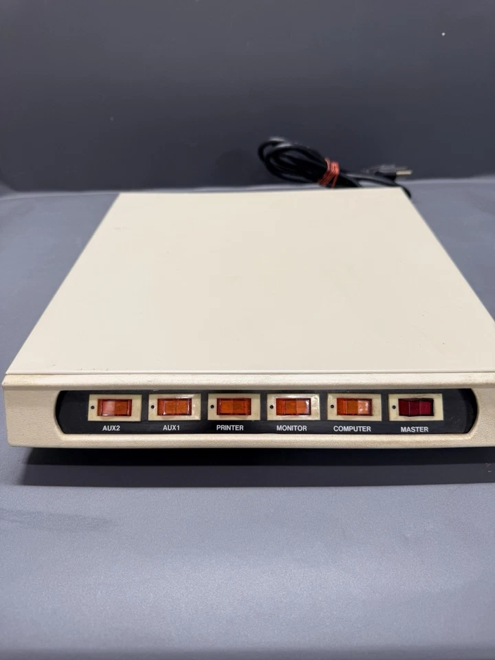 Tripp Lite TL-777 5-Outleft Surge Protector Monitor Stand Switch - Image 2 of 4