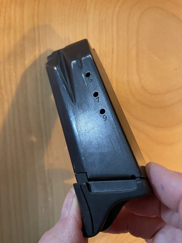Ruger SR 40 C 40 A&W 9 Round Magazine - Image 3 of 4
