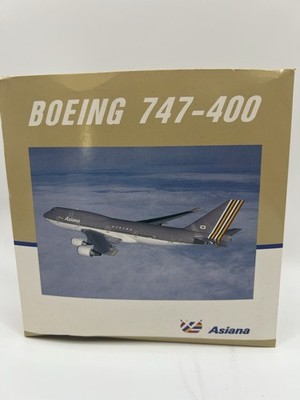Vintage Herpa Wings Asiana Boeing 747-400, Die Cast Model 1/500, NIB
