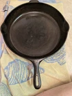 Vintage Wagner Cast Iron Skillet/Frying Pan