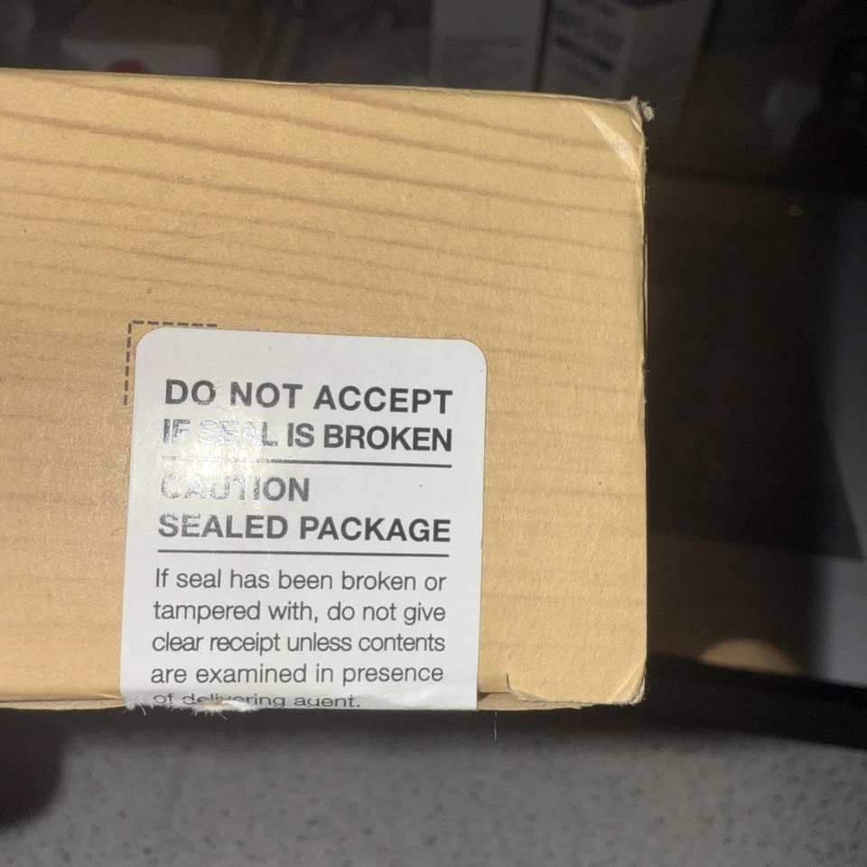 NEW Samsung Galaxy Tab 3 Lite 7.0 8GB SM-T110 Dark Gray Tablet - GRAY - Image 2 of 4