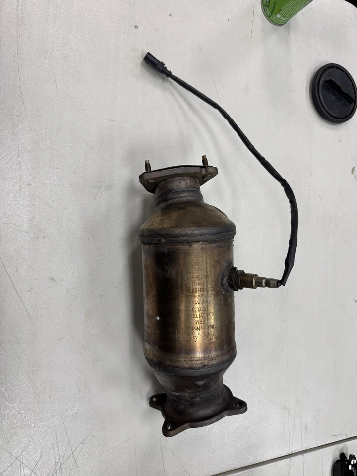 Sistema de escape del motor AUDI Q5 2018-2020 TUBO DELANTERO OEM 80A131703A Foto 2 de 4