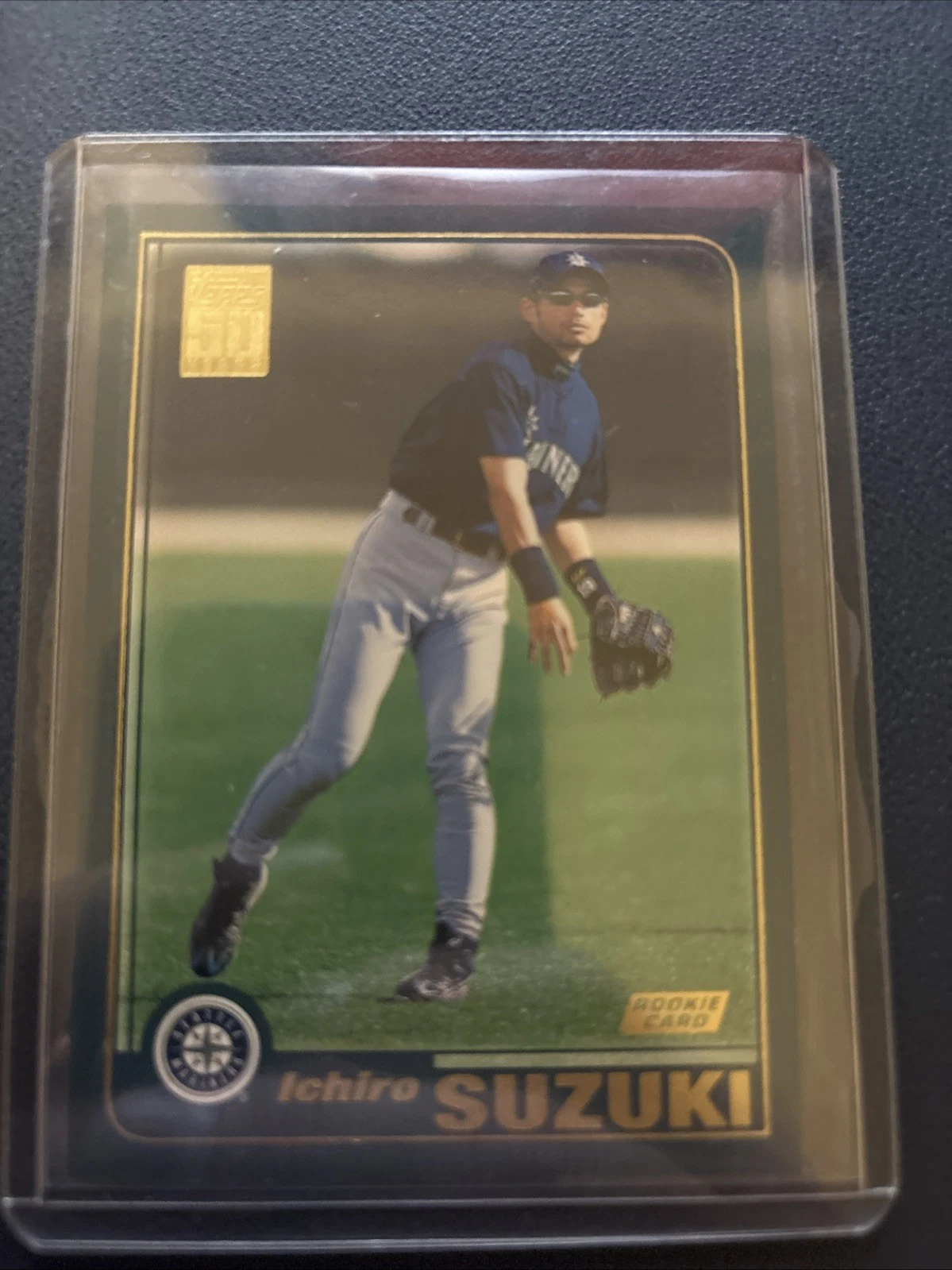 2001 Topps #726 イチロー　ルーキーカード　PRO鑑定済み 2001 Topps Baseball #726 Ichiro Suzuki Rookie Card at