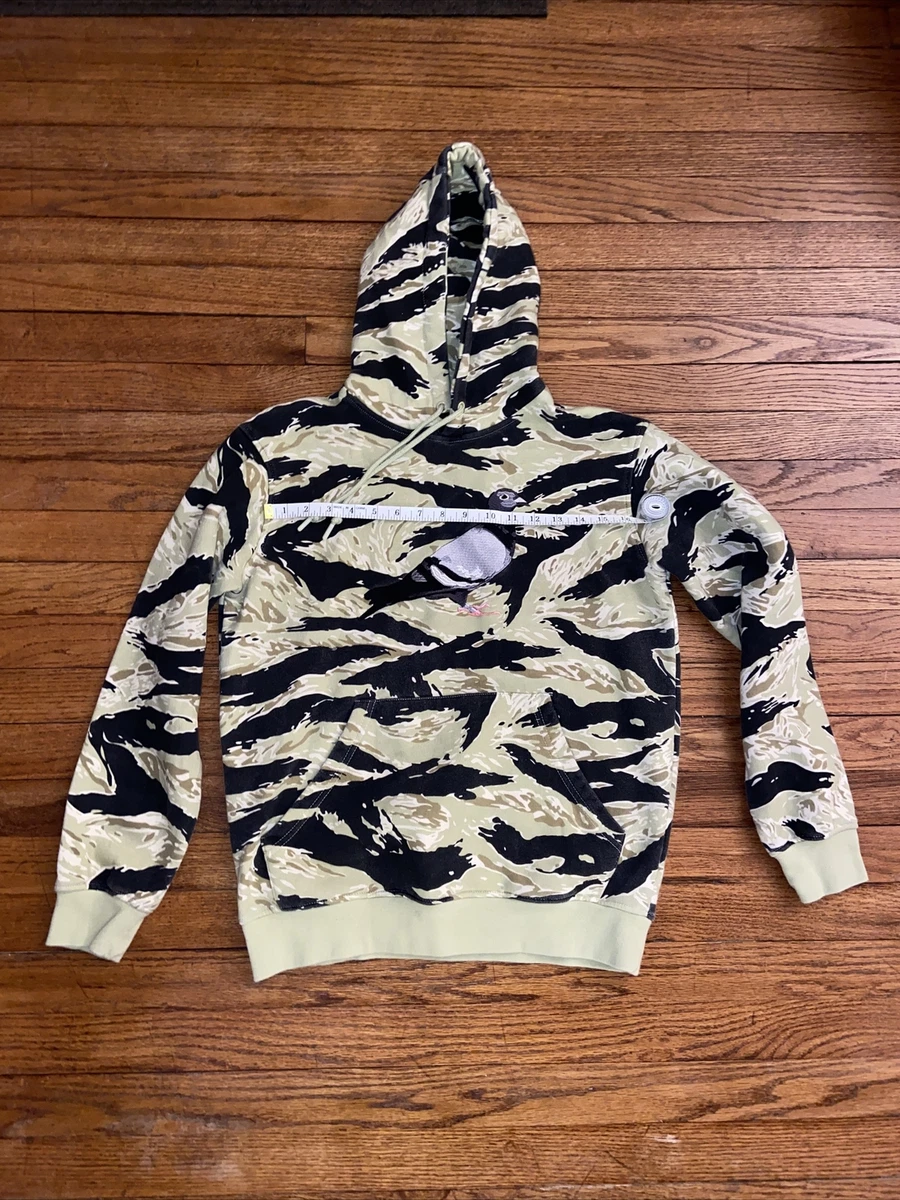 Staple pigeon camo hoodie clearance